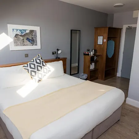 Aran Islands Hotel 3*