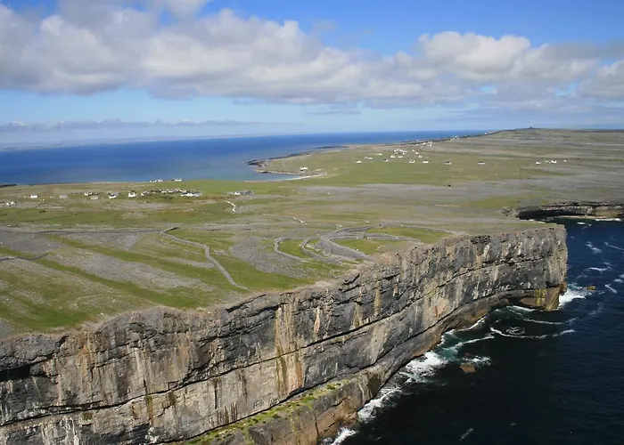 Aran Islands Hotel 3*