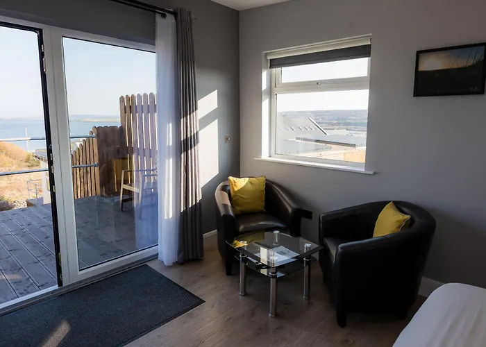 Aran Islands Hotel 3*