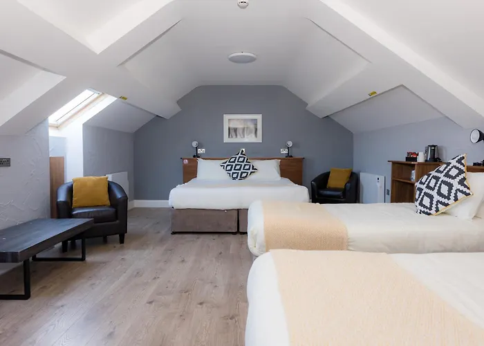 Aran Islands Hotel 3*